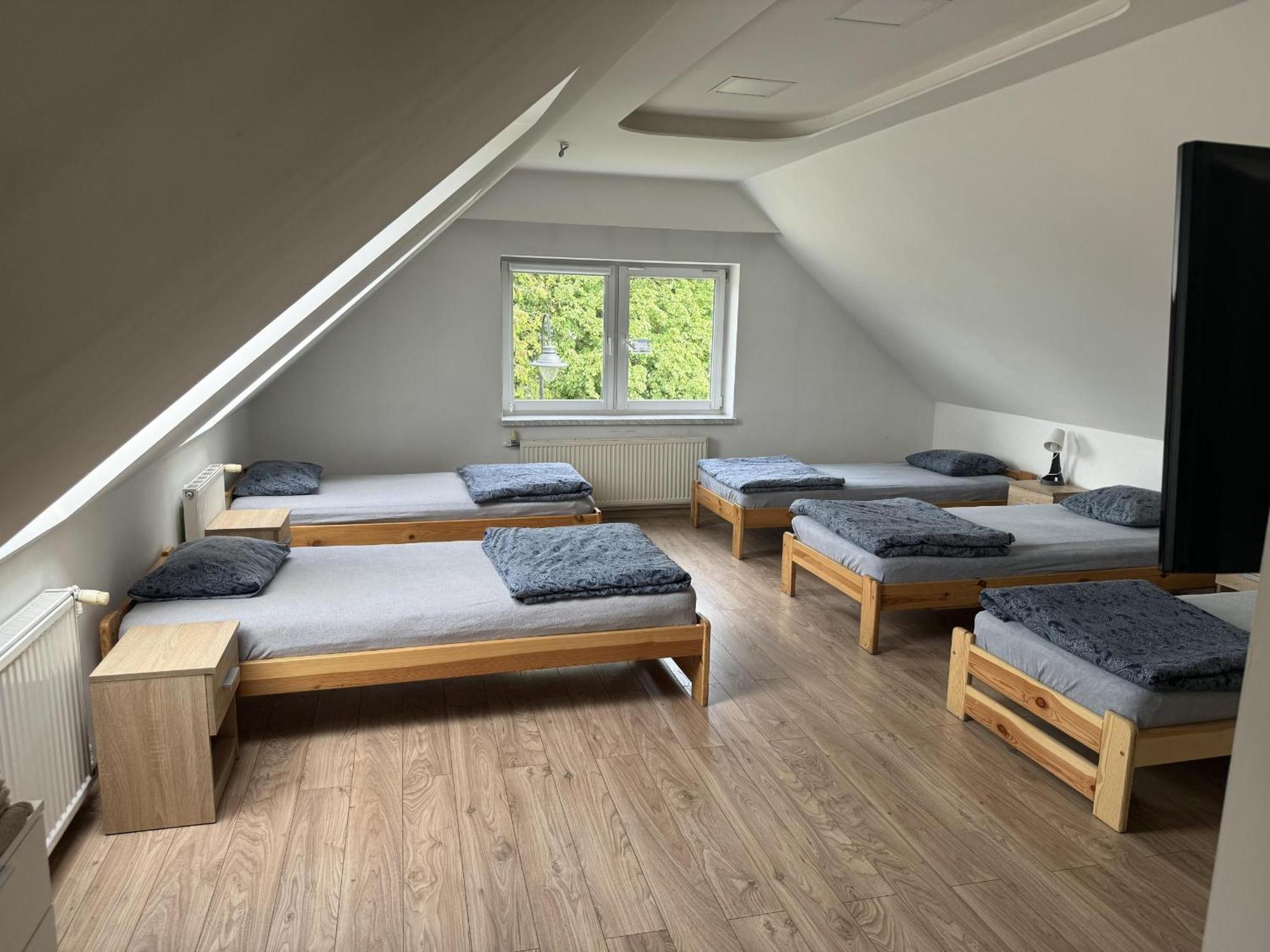 Apartamenty P7 Dzierzoniow Bagian luar foto